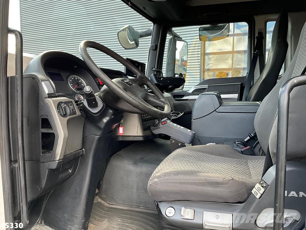 MAN TGS 26.360 6x4 Hiab 12 Tonmeter laadkraan Camiones elevadores de gancho