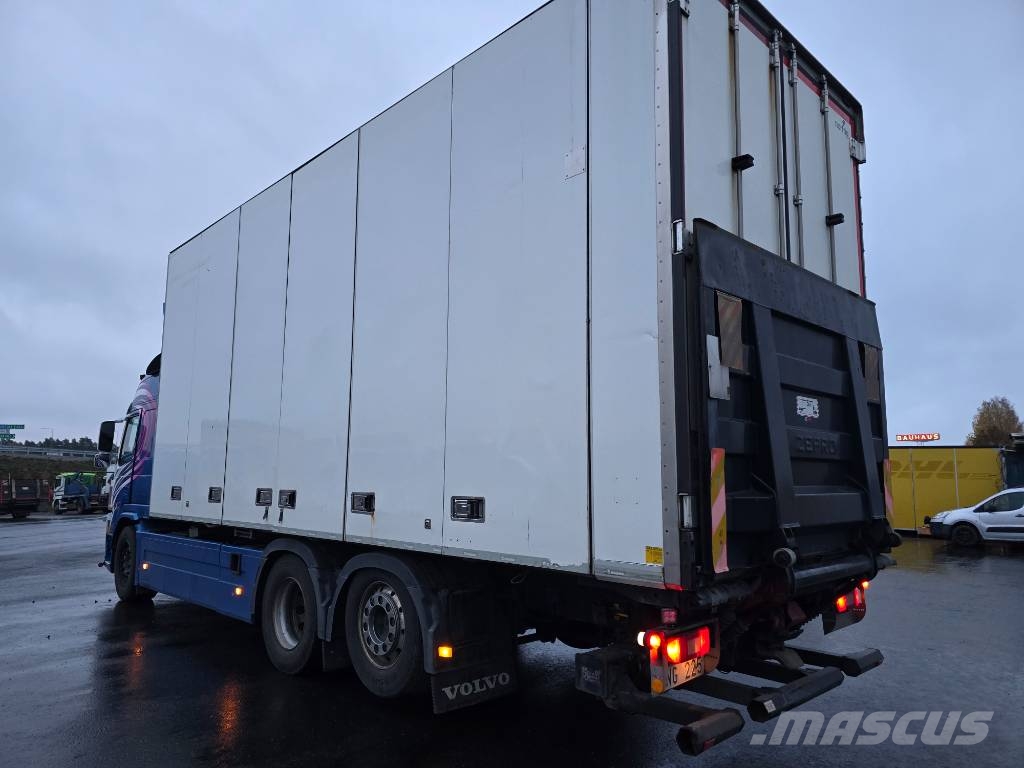 Volvo FM 500 Tovornjaki zabojniki