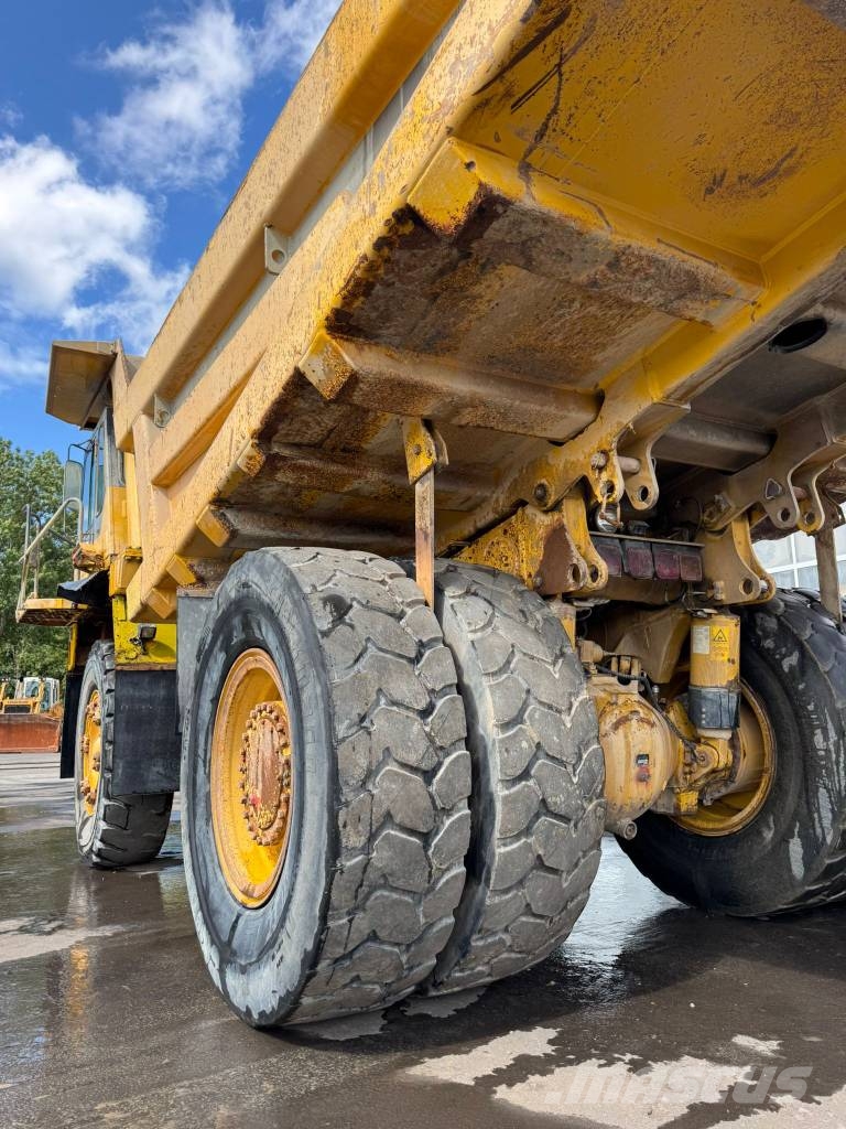 Komatsu HD 405-6 //BJ. 2006 - 21317H Dumper - Starr