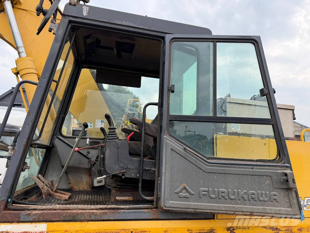 Furukawa 645 LS Excavadoras sobre orugas
