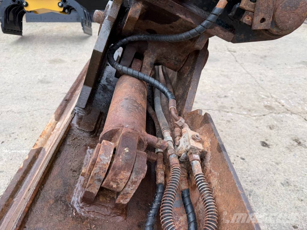 Furukawa 645 LS Excavadoras sobre orugas