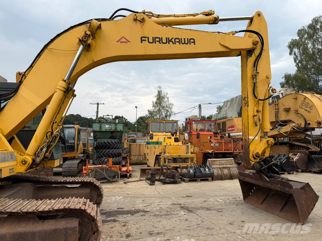 Furukawa 645 LS Excavadoras sobre orugas
