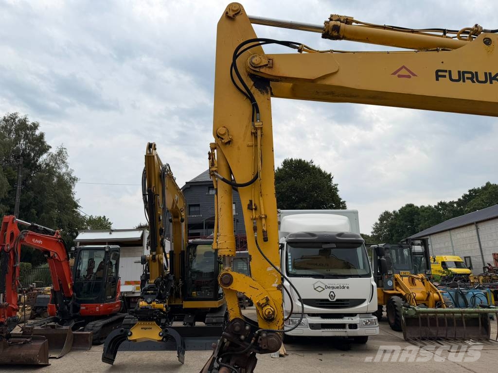 Furukawa 645 LS Excavadoras sobre orugas