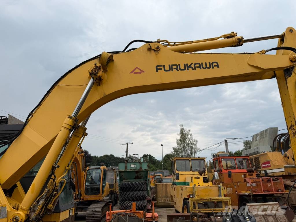 Furukawa 645 LS Excavadoras sobre orugas