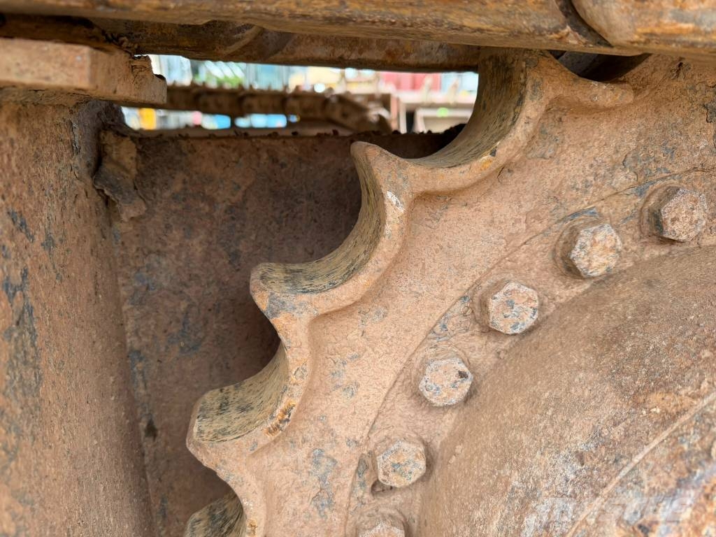 Furukawa 645 LS Excavadoras sobre orugas