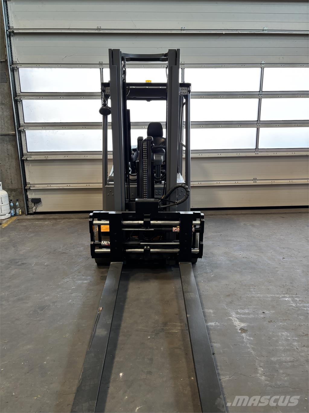 Jungheinrich EFG 218K Elektrostapler