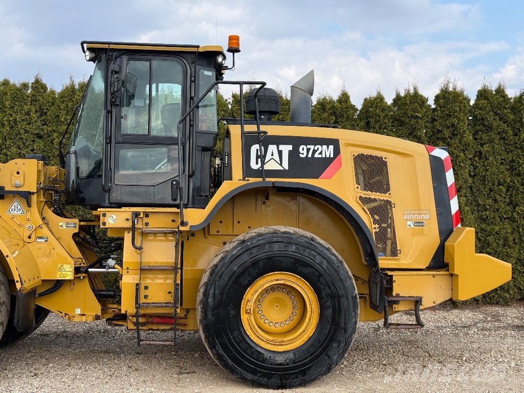CAT 972 M Gumikerekes homlokrakodók