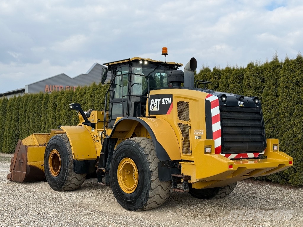 CAT 972 M Gumikerekes homlokrakodók