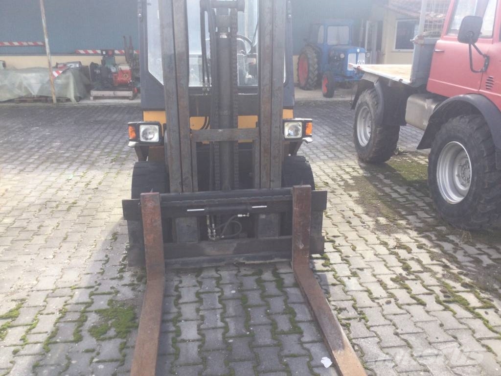 Yale '02 Tfg40 '02 Tfg40 Diesel forklifts