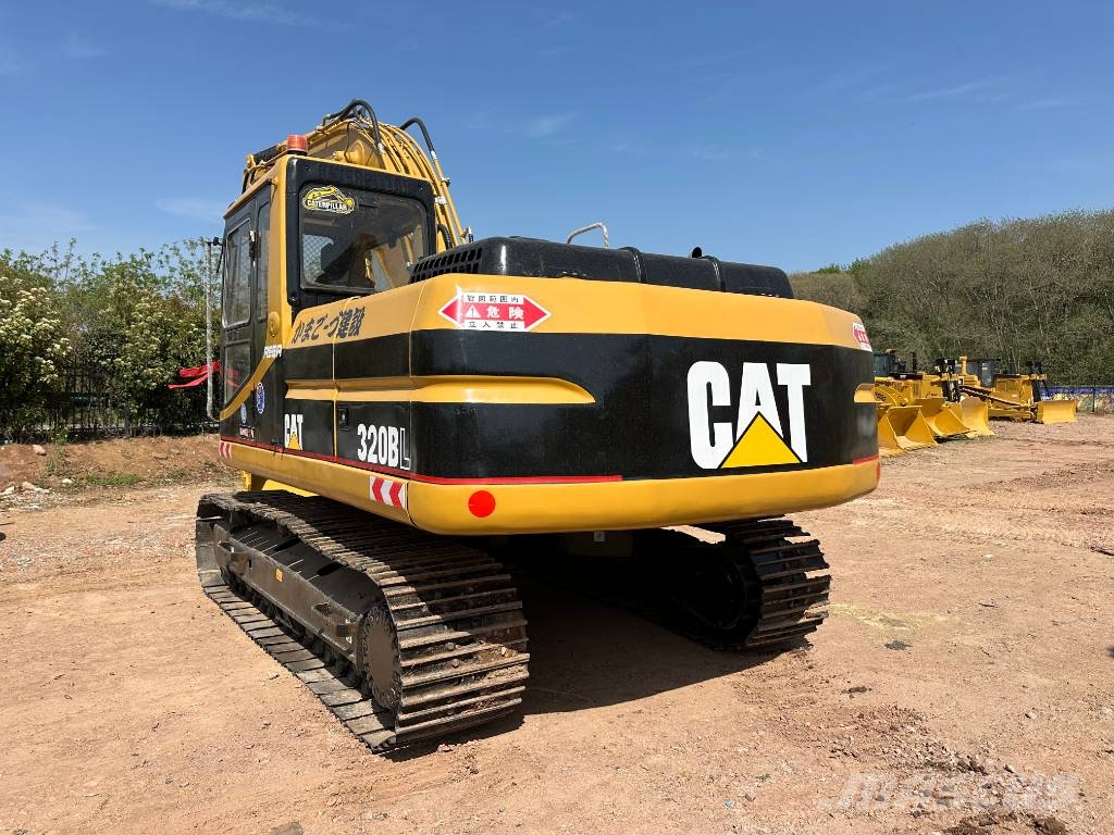 CAT 320B Bagri goseničarji