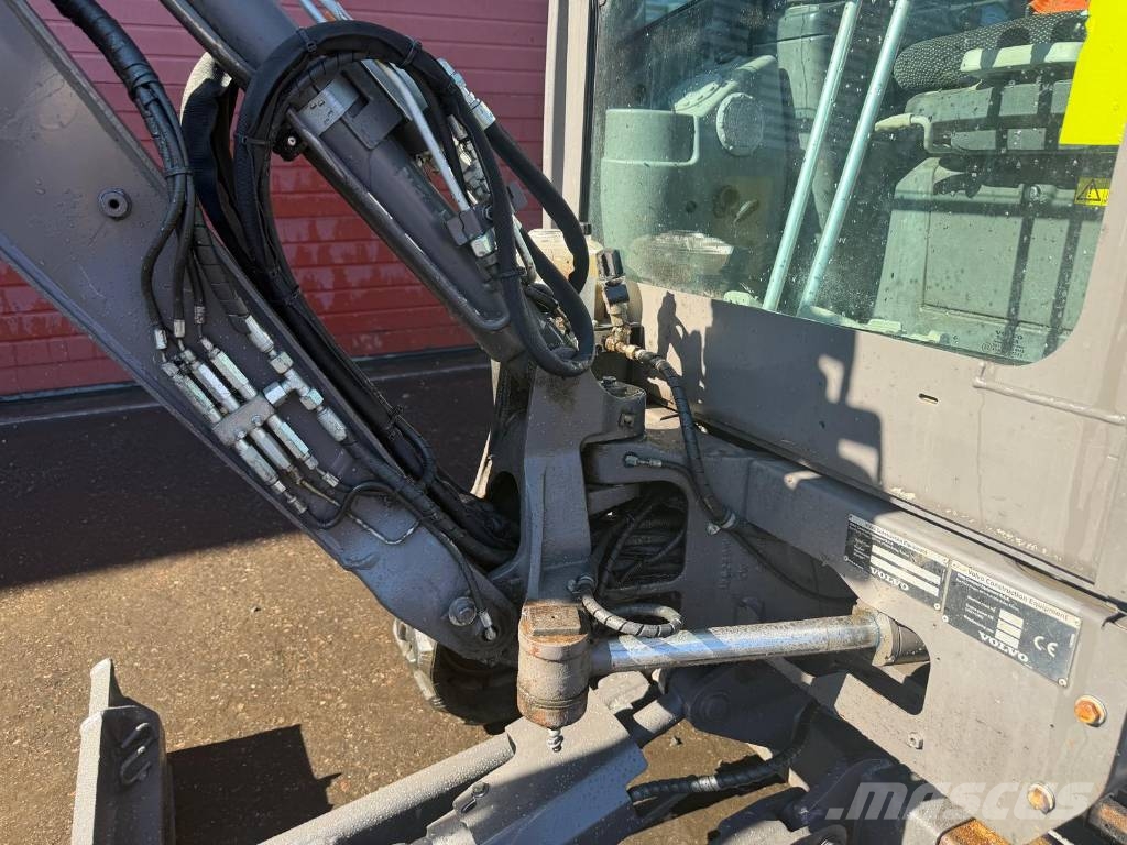 Volvo EC18D / Kallistaja , Rasvari, 2 Kauhaa Minikaivukoneet < 7t