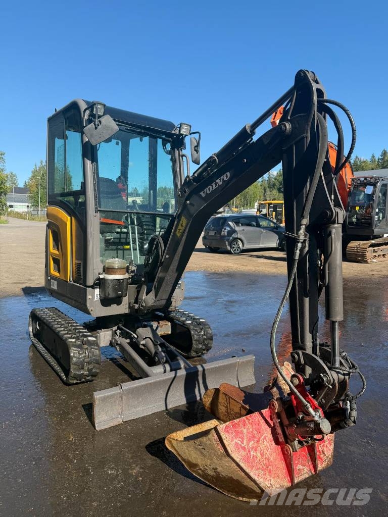 Volvo EC18D / Kallistaja , Rasvari, 2 Kauhaa Minikaivukoneet < 7t