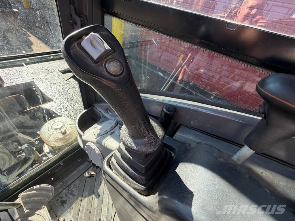 Volvo EC18D / Kallistaja , Rasvari, 2 Kauhaa Minikaivukoneet < 7t