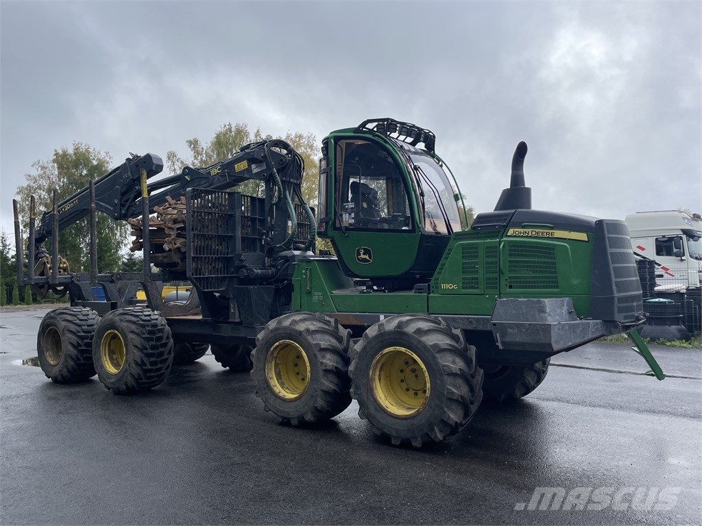 John Deere 1110G Udkørselsmaskiner