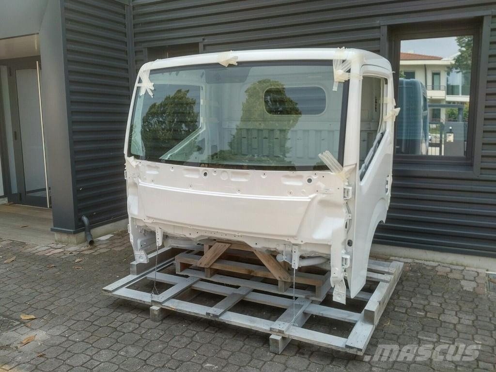 Renault MAXITY 2007 -> كابينة والداخلية
