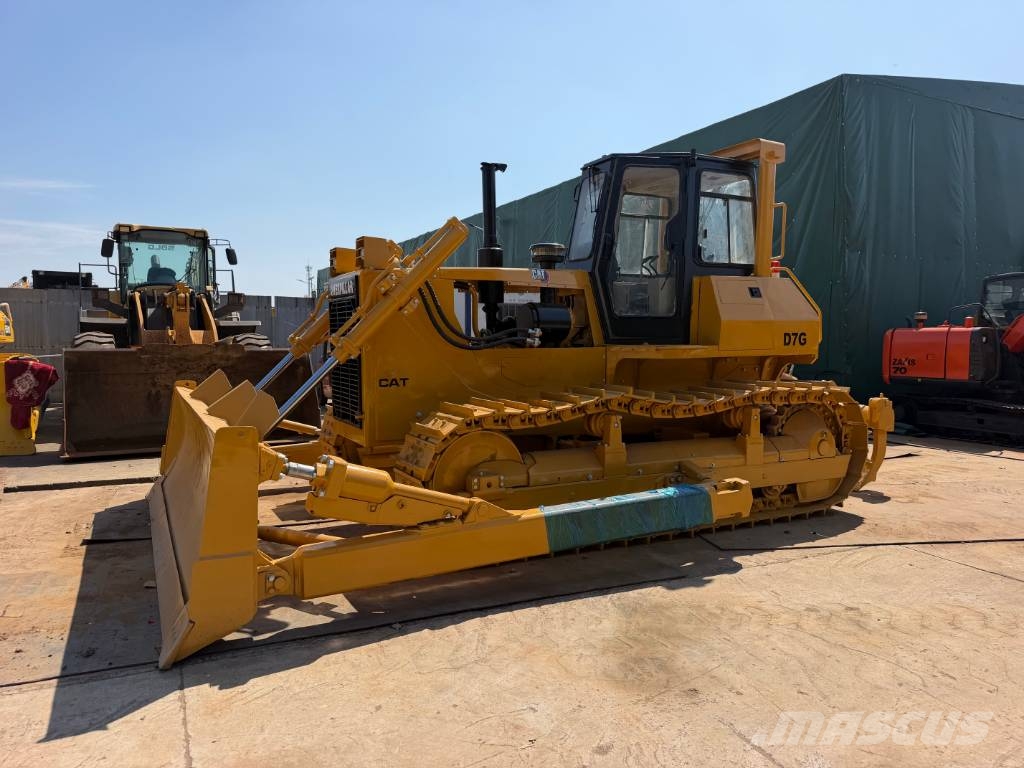 CAT D7G Bulldozer