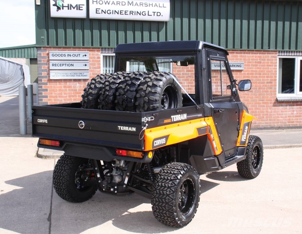 Corvus Terrain 4DX Cab utility terrain vehicle (UTV) Taajamakoneet