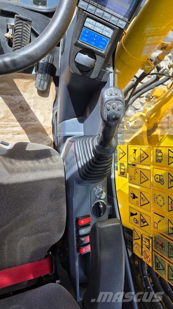 Komatsu PW 180-11 Hjulgrävare