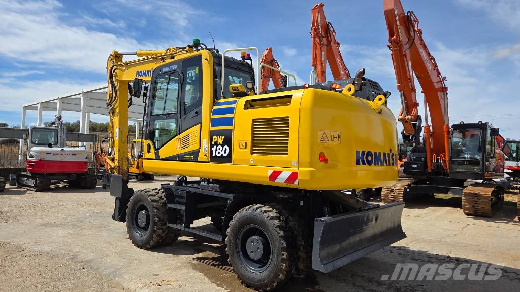 Komatsu PW 180-11 Hjulgrävare