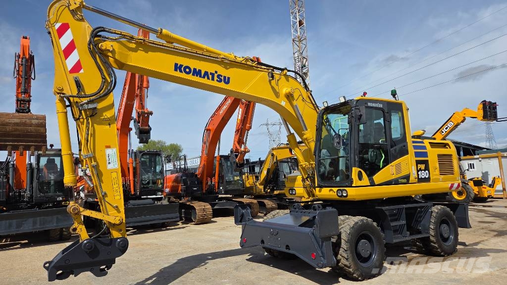 Komatsu PW 180-11 Hjulgrävare