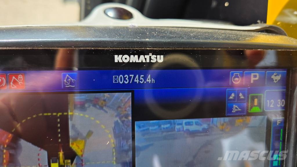 Komatsu PW 180-11 Hjulgrävare