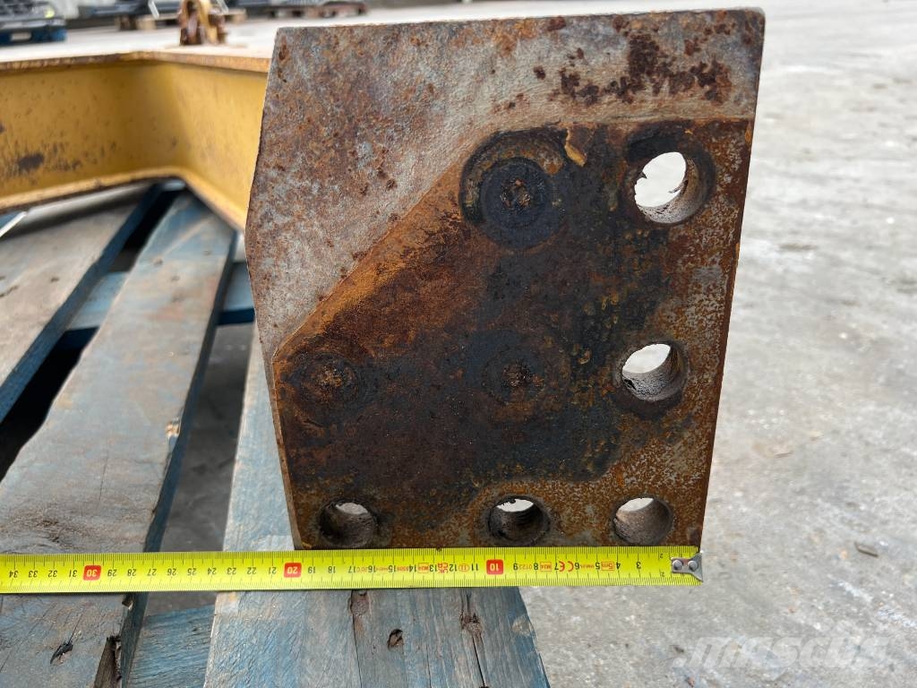 CAT D6H / D6R / D6T Zugtraverse / Trekhaak Otros componentes