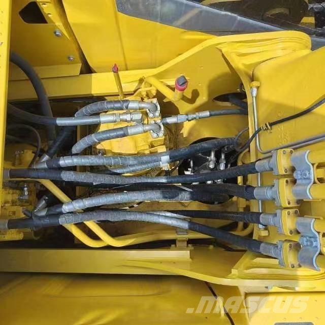 Komatsu PC 200-8 中型挖掘机