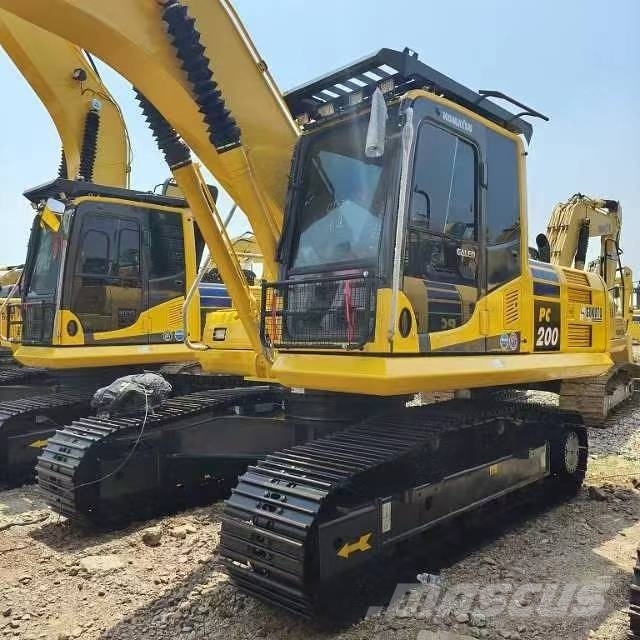 Komatsu PC 200-8 中型挖掘机