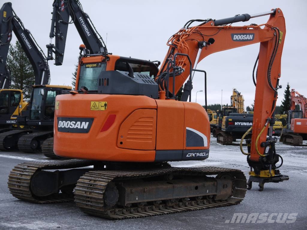 Doosan DX 140 LCR-5 Excavadoras sobre orugas