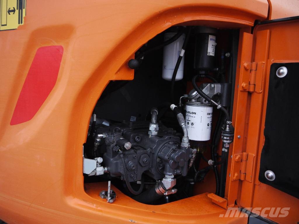 Doosan DX 140 LCR-5 Excavadoras sobre orugas