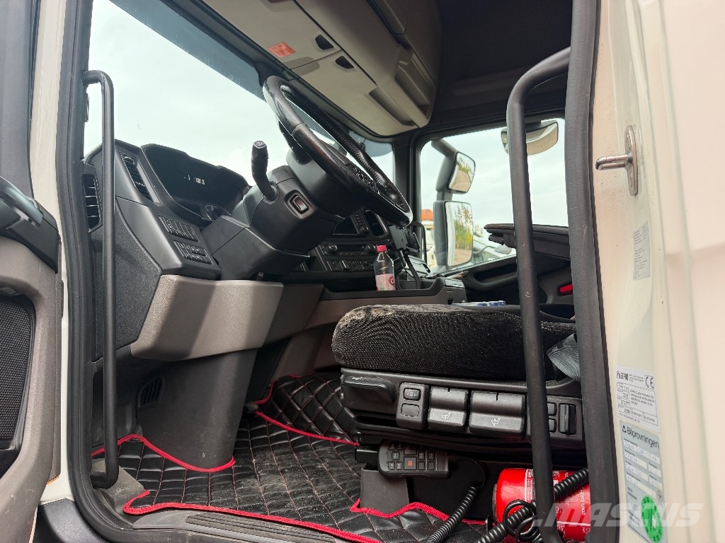 Scania R 450 厢式货车