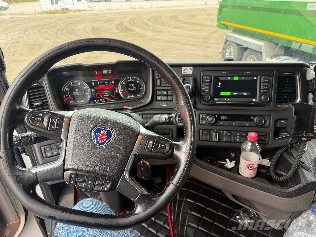 Scania R 450 厢式货车