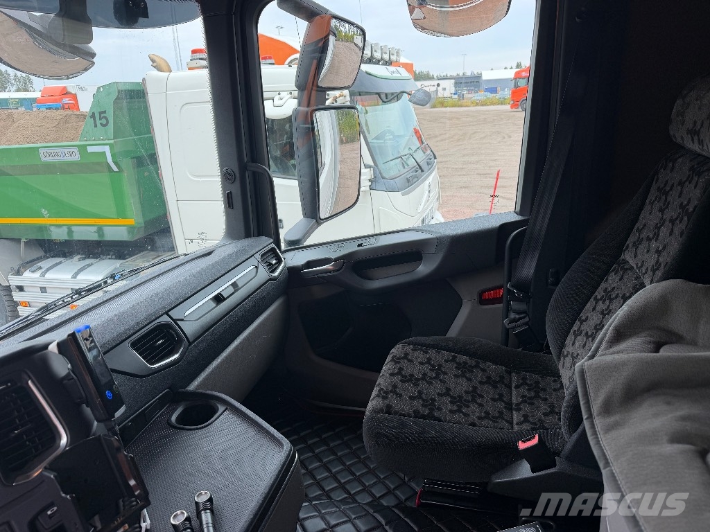 Scania R 450 厢式货车
