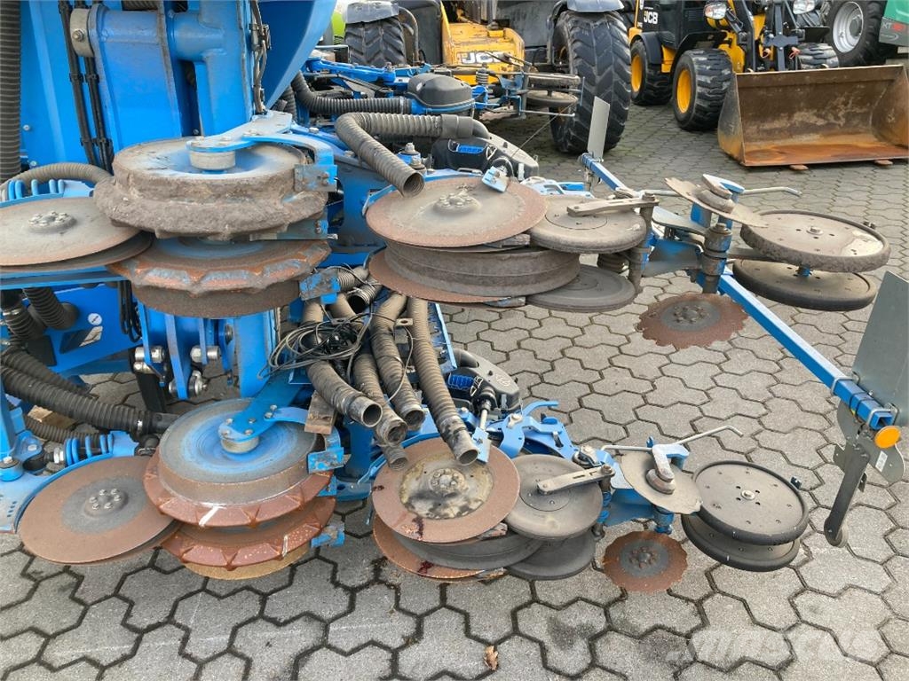 Lemken Azurit 10K inkl. Solitair 23 Fronttank 农业机械-其他