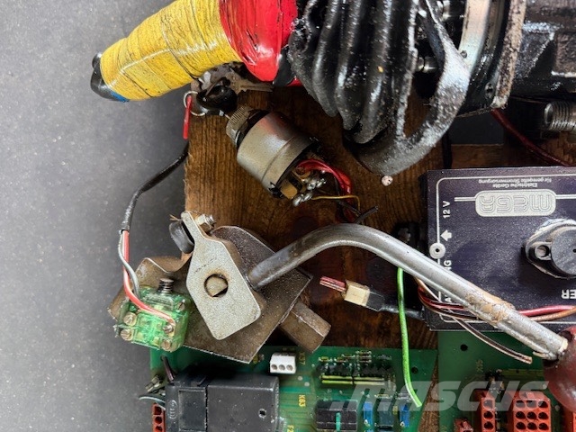 Liebherr A 902 USED PARTS CAB Cabine en interieur