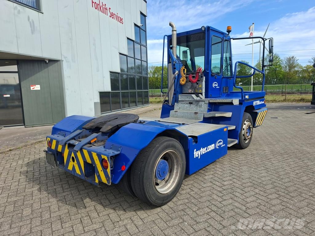 Terberg YT 222 4x2 aangedreven terminal trekker 터미널 트랙터
