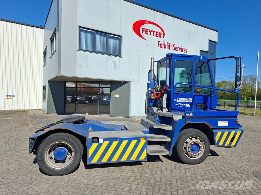 Terberg YT 222 4x2 aangedreven terminal trekker 터미널 트랙터