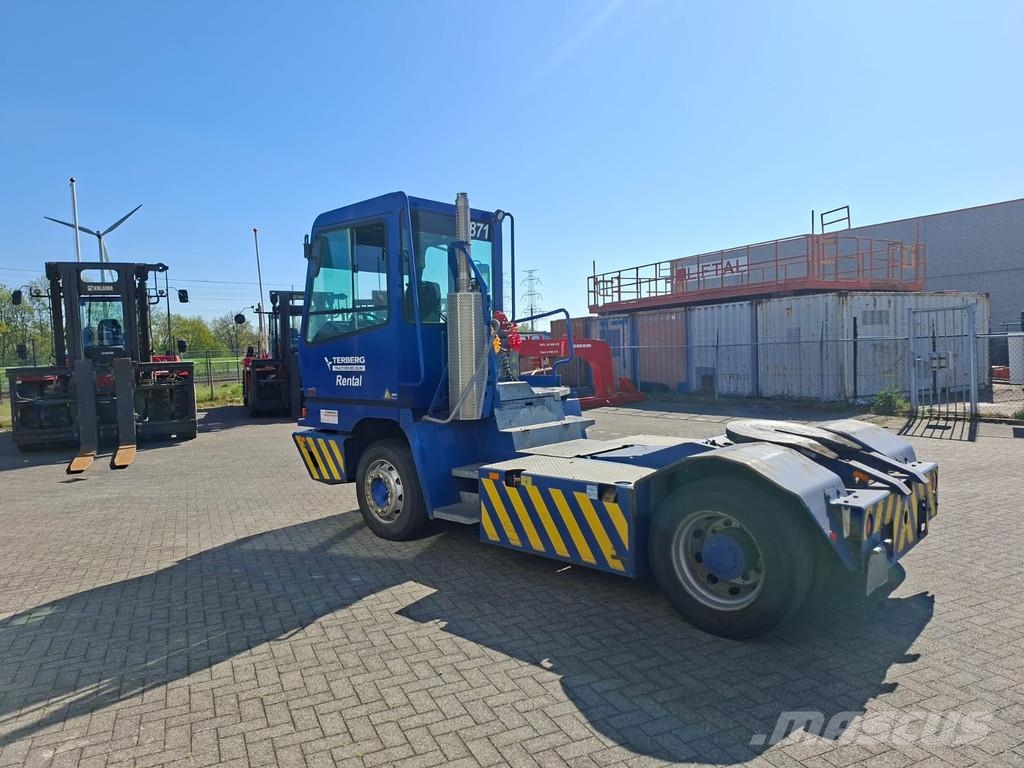 Terberg YT 222 4x2 aangedreven terminal trekker 터미널 트랙터