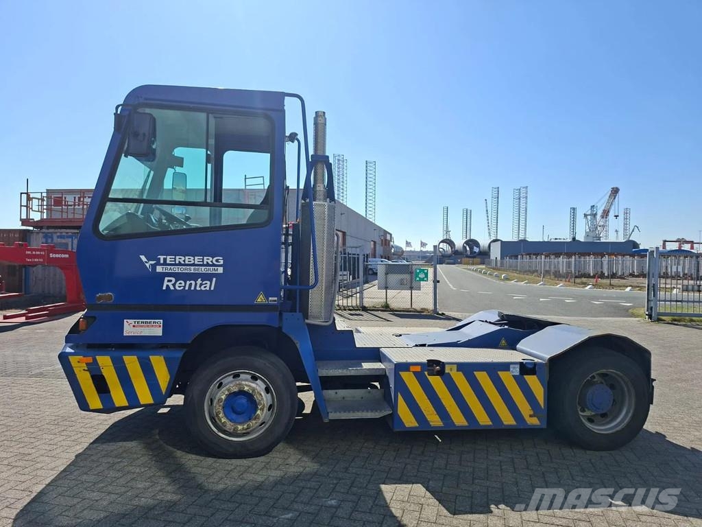Terberg YT 222 4x2 aangedreven terminal trekker 터미널 트랙터