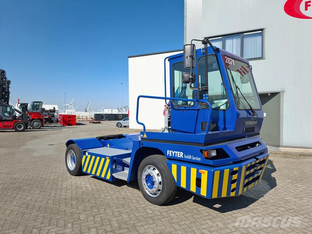 Terberg YT 222 4x2 aangedreven terminal trekker 터미널 트랙터