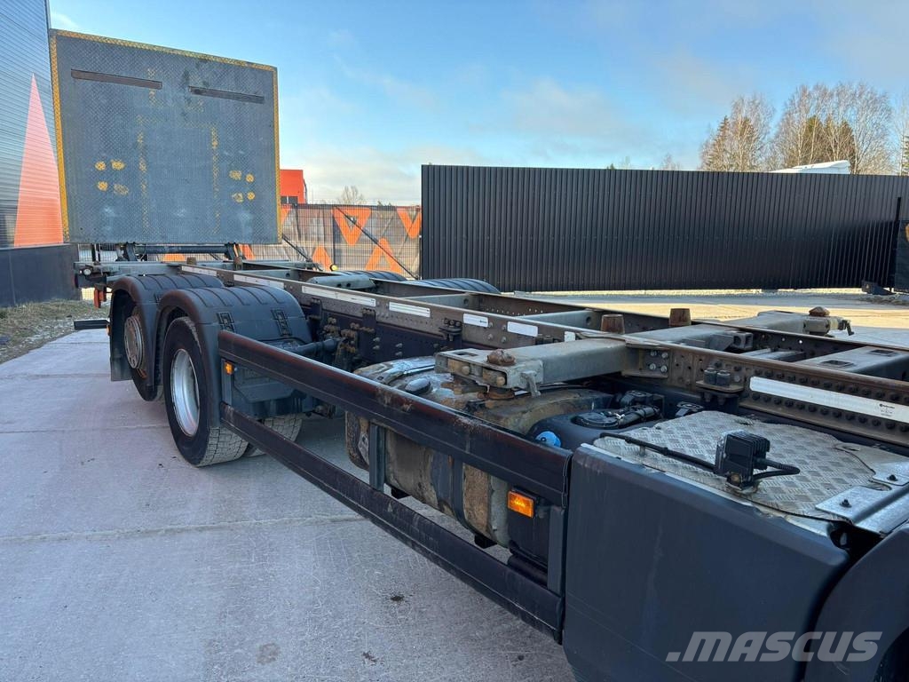 Scania P 500 6x2*4 9 TON FRONT AXLE / RETARDER Smagās mašīnas ar konteineriem
