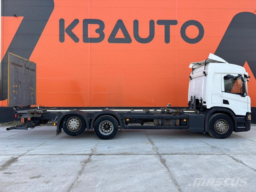 Scania P 500 6x2*4 9 TON FRONT AXLE / RETARDER Smagās mašīnas ar konteineriem