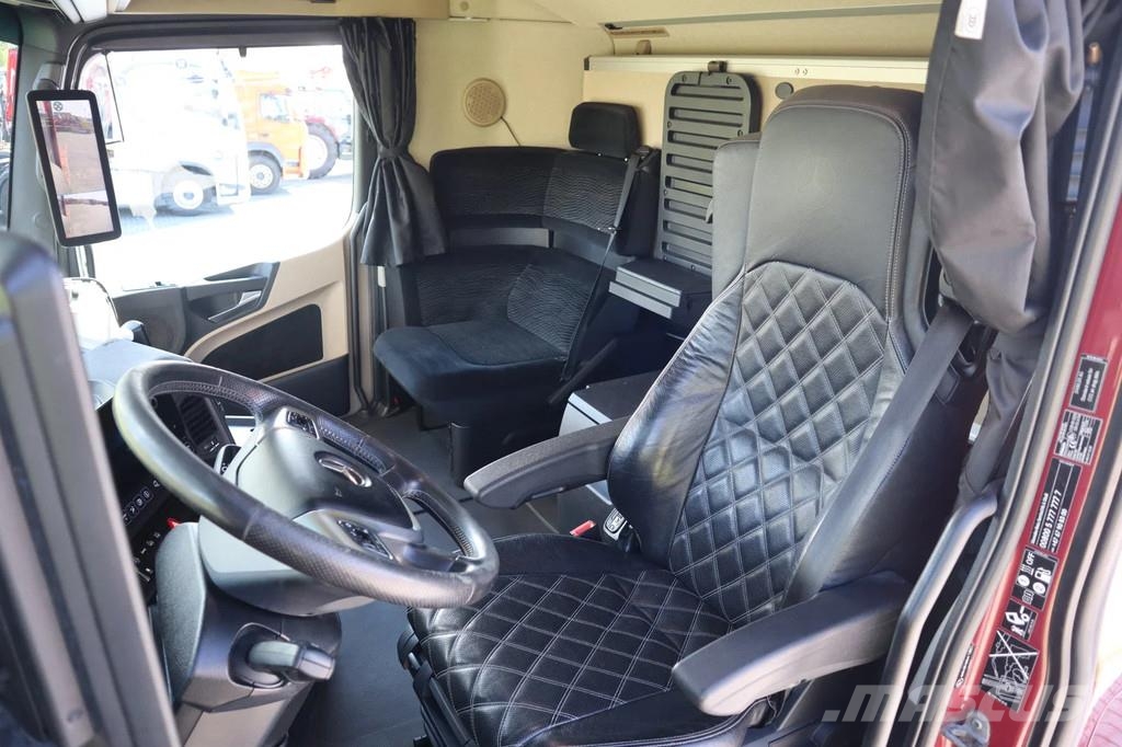 Mercedes-Benz Actros 2553 | 6X2 | RETARDER | 1M FLOOR HEIGHT | E Skåpbilar
