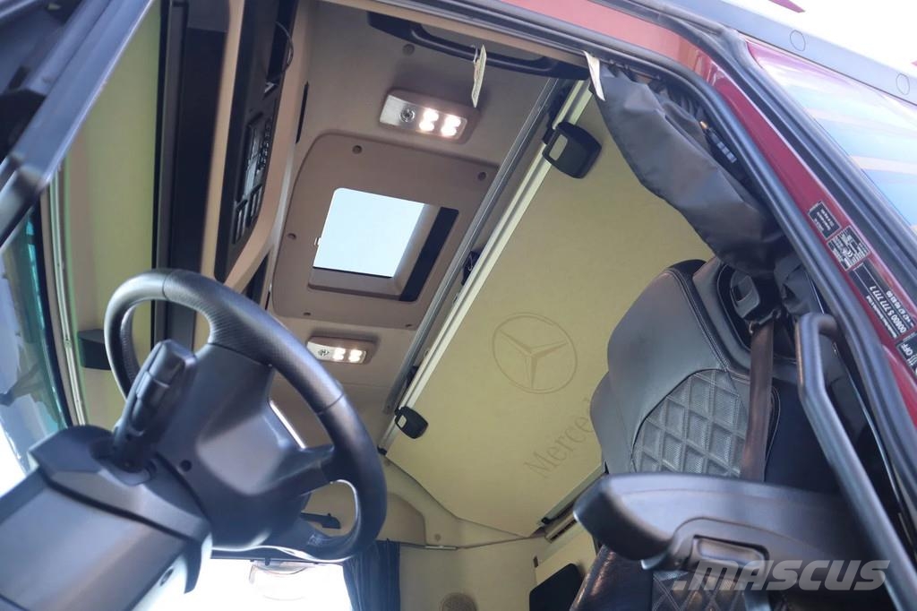 Mercedes-Benz Actros 2553 | 6X2 | RETARDER | 1M FLOOR HEIGHT | E Skåpbilar