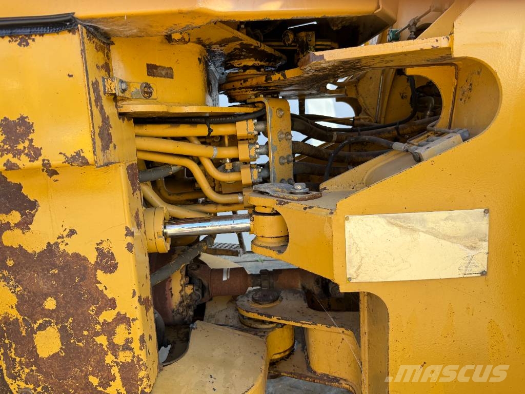 CAT 936F - Automatic Greasing / Airco Kolesni nakladalci