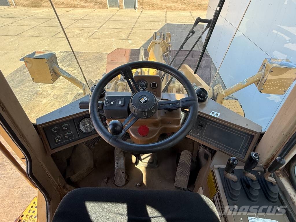 CAT 936F - Automatic Greasing / Airco Kolesni nakladalci