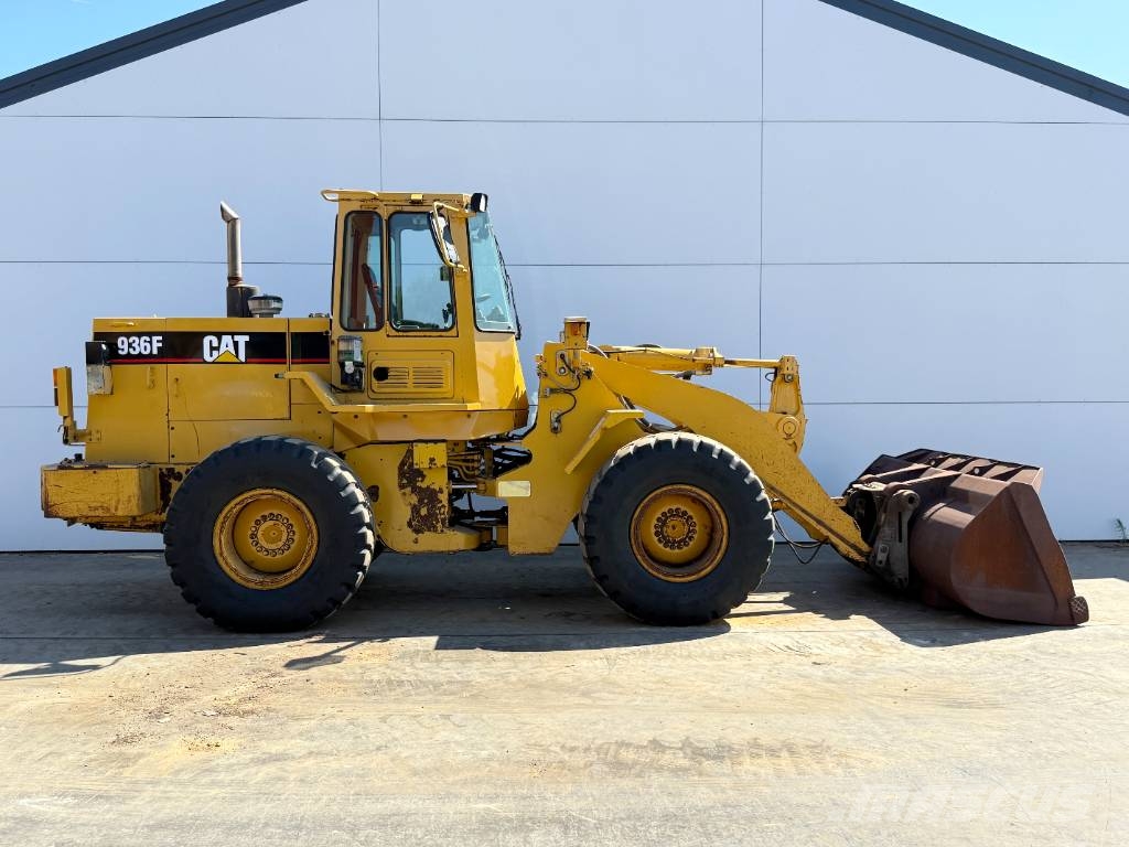 CAT 936F - Automatic Greasing / Airco Kolesni nakladalci