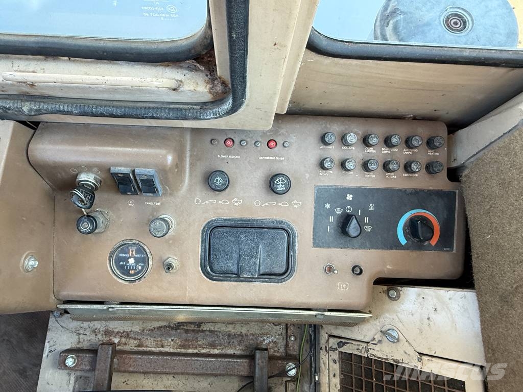 CAT 936F - Automatic Greasing / Airco Kolesni nakladalci