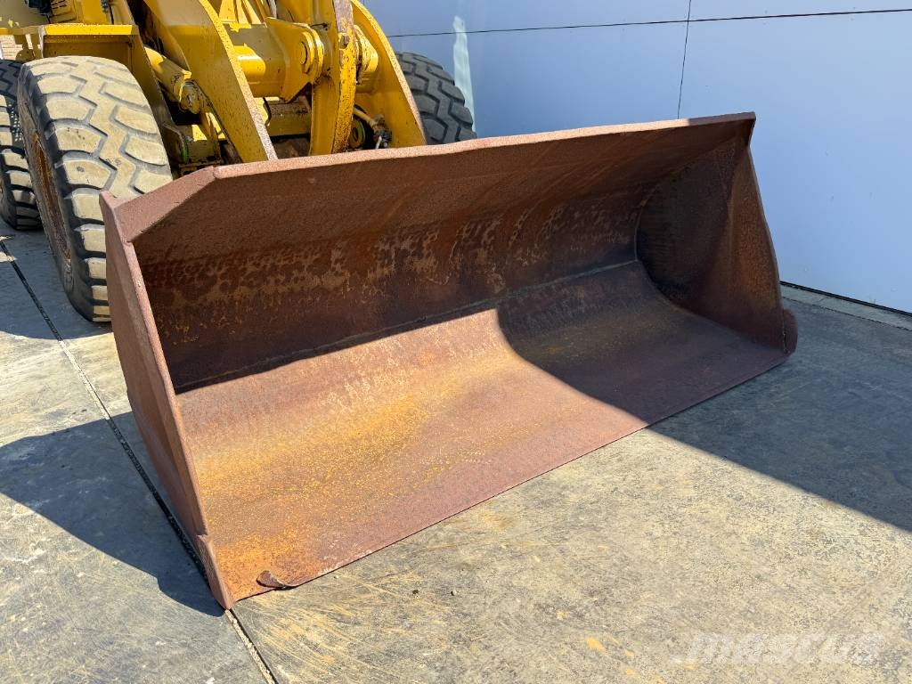 CAT 936F - Automatic Greasing / Airco Kolesni nakladalci
