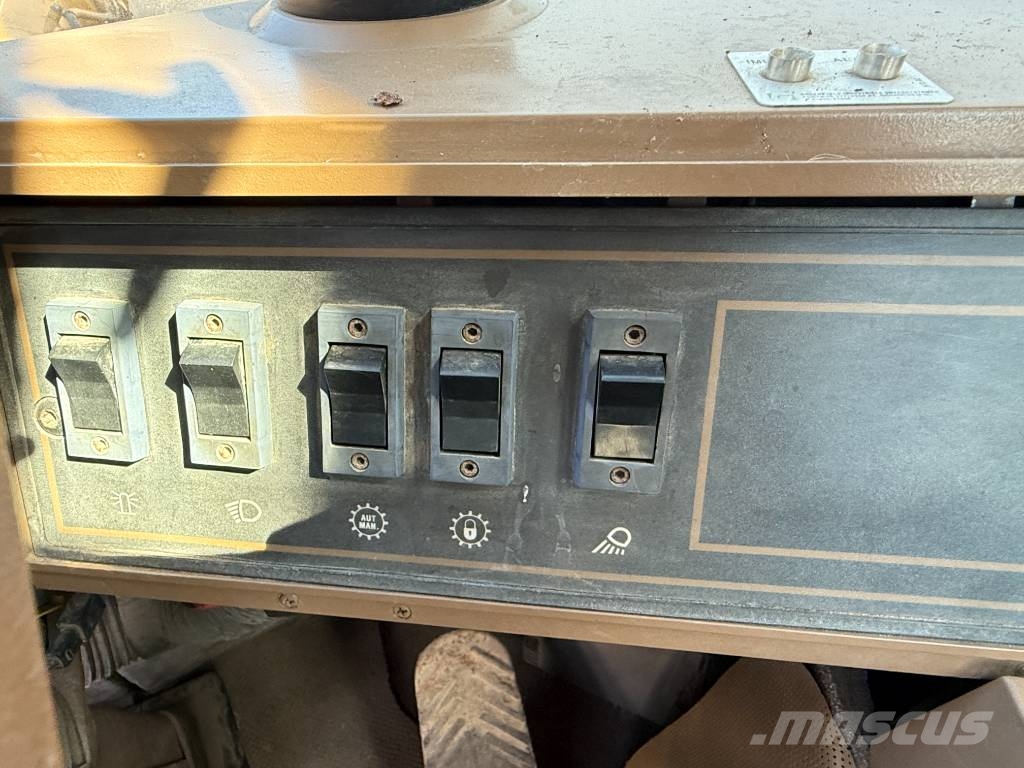 CAT 936F - Automatic Greasing / Airco Kolesni nakladalci